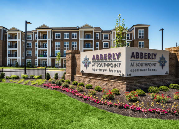 Elegant Entry Sign at Abberly at Southpoint Apartment Homes by HHHunt, Fredericksburg, 22407