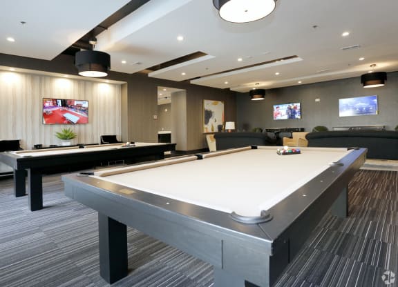 Billiards Table at Abberly Onyx Apartment Homes, Georgia