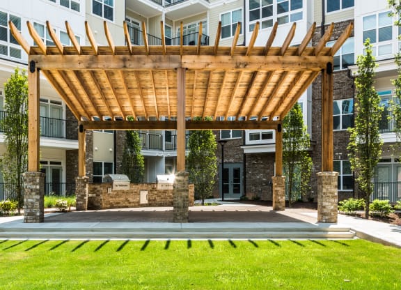 Gazebo With Patio at Abberly Onyx Apartment Homes, Decatur, GA, 30033