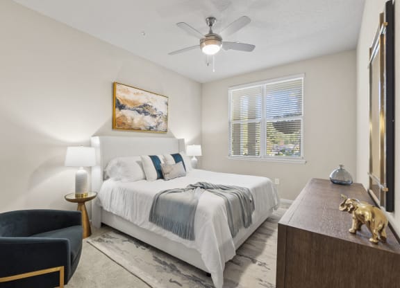 bedroom at West Ashley Apartment Homes, Charleston