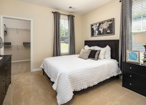 Bedroom with Walk In Closet at Abberly Woods Apartment Homes, NC 28216