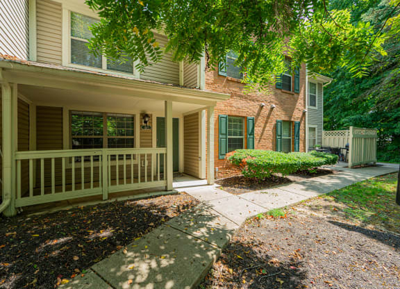 front porch and walkway to the house