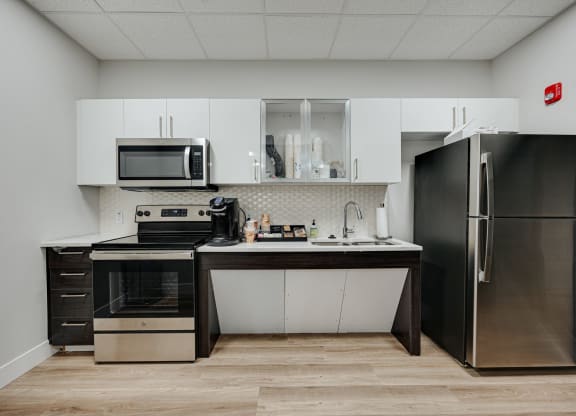 43 at new albany community kitchen
