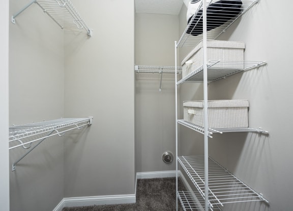 walk-in closet