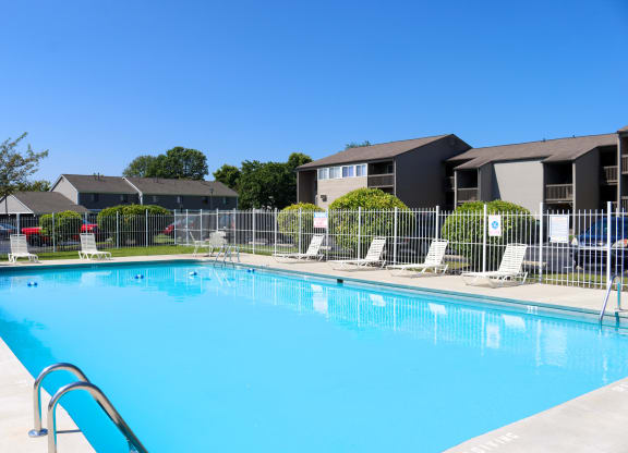 the pool at the falls at rolland park apartments fl