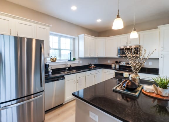 Modern Kitchen at The Strand Luxury 2 bedroom townhomes in Grove City Ohio near Columbus