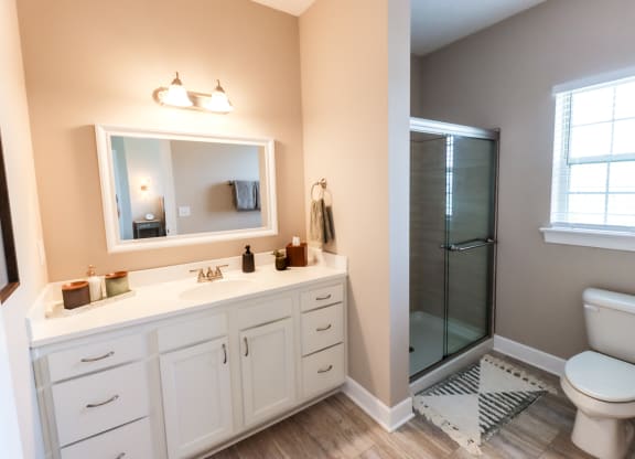 Bathroom at The Strand at Beulah Luxury 2 bedroom Townhomes for rent in Grove City Ohio