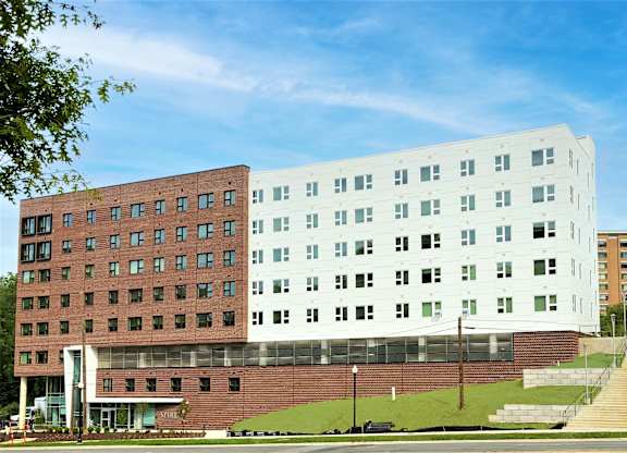 the building in which the hotel is located