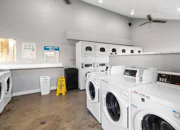 Laundry Room at The Oaks Apartments, Upland, CA, 91786