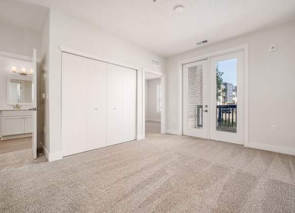 1 Bedroom with Den