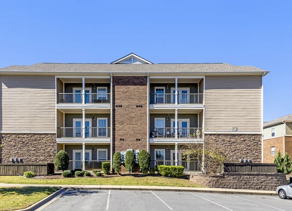 Property Exterior at Chenal Pointe at the Divide, Little Rock, AR
