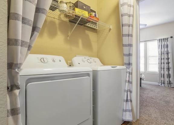 oak 2x2 model laundry