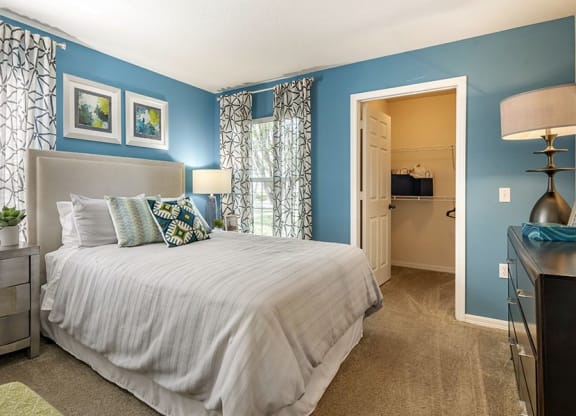 Oak 2x2 996 bedroom