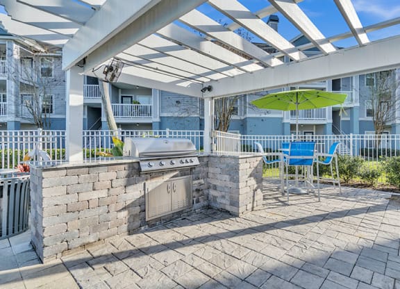 Outdoor Kitchen
