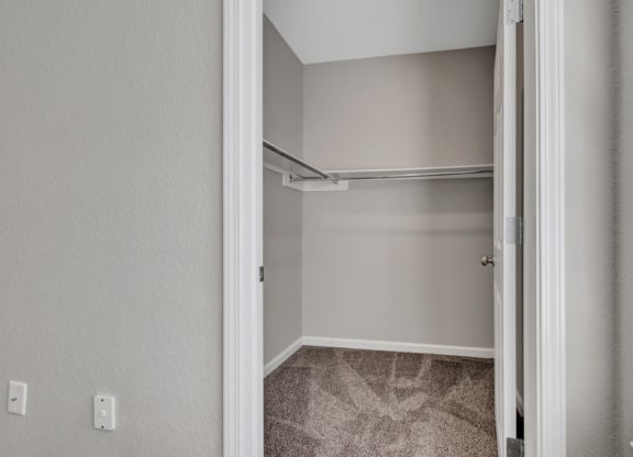 Walk-in closet