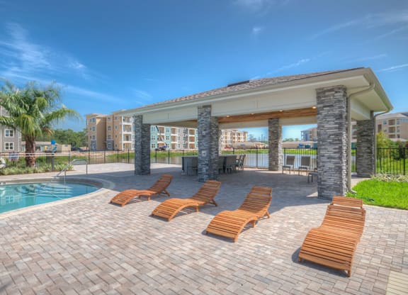 pool lounge
