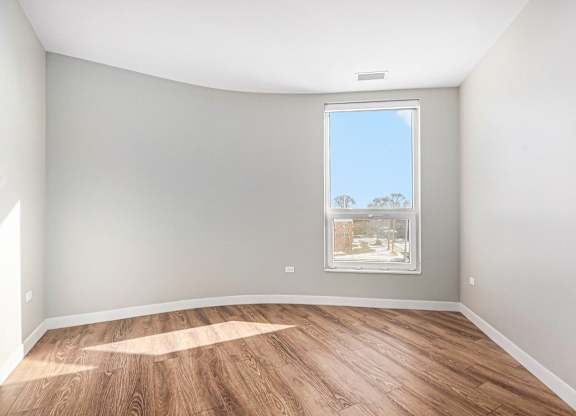 Wood-style Flooring at Thrive Exchange, Illinois , 60617