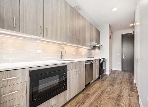 Modern Kitchen With Custom Cabinet at Thrive Exchange, Chicago, IL