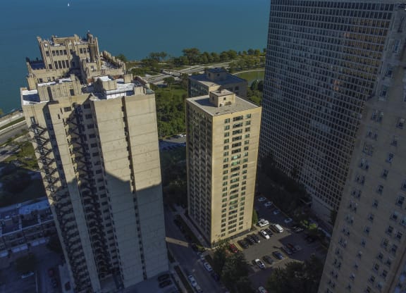 Gorgeous Chicago Cityscape 3 at Twin Towers, Illinois, 60615