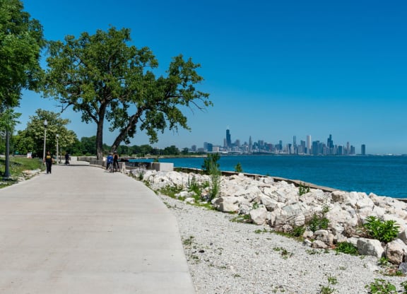 Beachside at Twin Towers, Chicago, IL