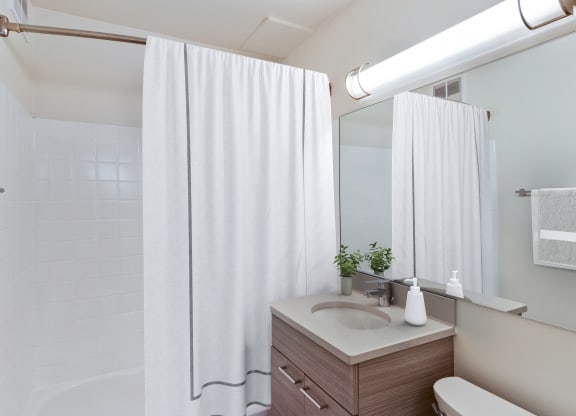 Bathroom With Bathtub at The Pavilion, Detroit, 48207