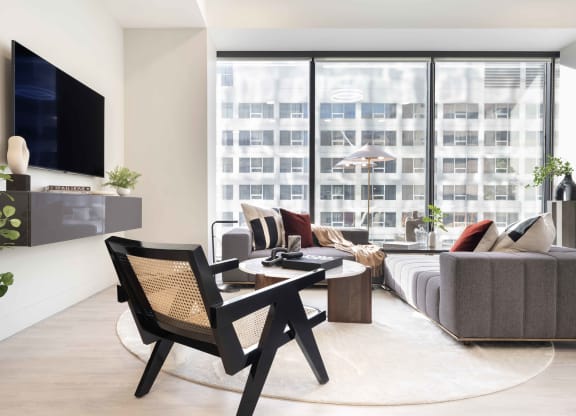 Living Area at 220 Meridian, Indianapolis, IN, 46204