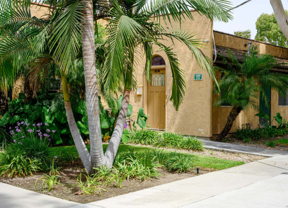Garden at La Puente Garden Apts, La Puente, CA 91744