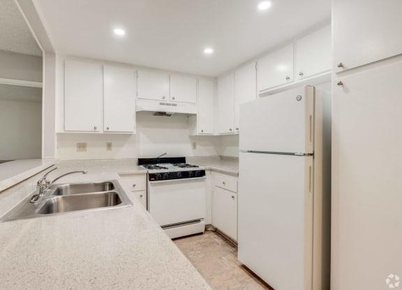Kitchen With White Appliances at Alosta Place, Azusa, CA, 91702