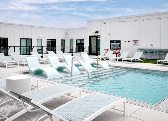 Rooftop pool at The Artisan at 39th in Omaha, NE