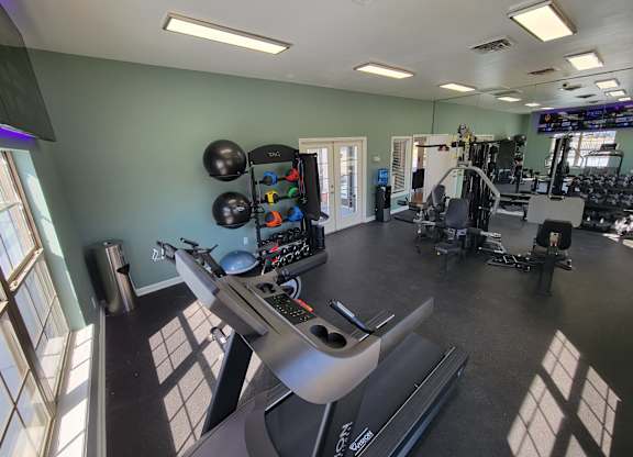 Newly renovated fitness center at Parham Pointe Apartments in Little Rock, AR