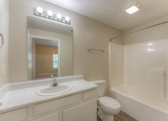 One and two bedroom apartment homes featuring efficient appliances, hardwood floors, walk-in closets, washer and dryer connections and much more at Parham Pointe Apartments in Little Rock, AR