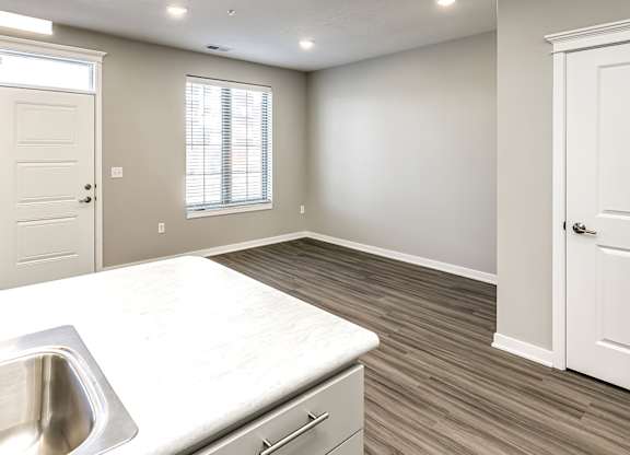 Kitchen at Deerfield Apartments and Chateaus in Fremont, NE
