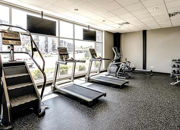 24-hour fitness center at Edge 204 in Omaha, NE