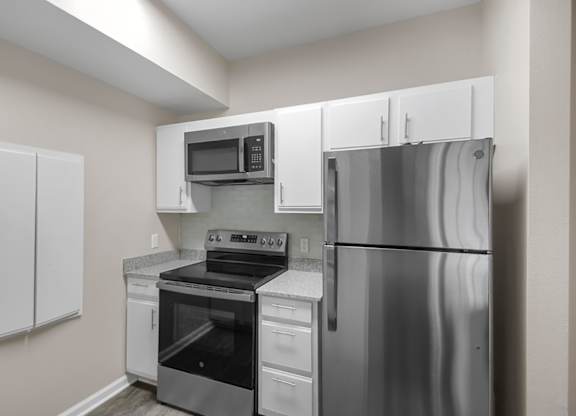 One and two bedroom apartment homes featuring efficient appliances, hardwood floors, walk-in closets, washer and dryer connections and much more at Parham Pointe Apartments in Little Rock, AR