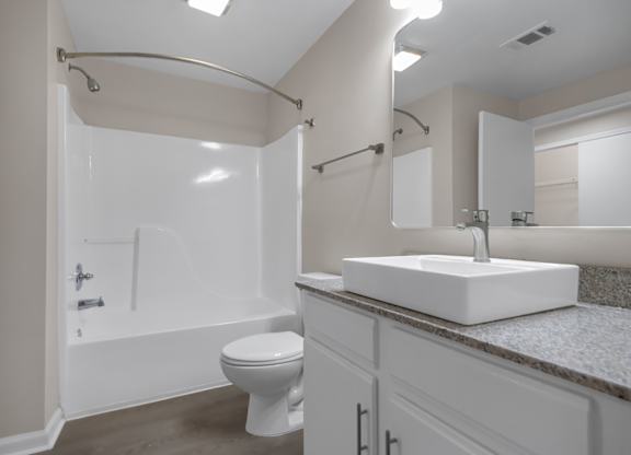One and two bedroom apartment homes featuring efficient appliances, hardwood floors, walk-in closets, washer and dryer connections and much more at Parham Pointe Apartments in Little Rock, AR