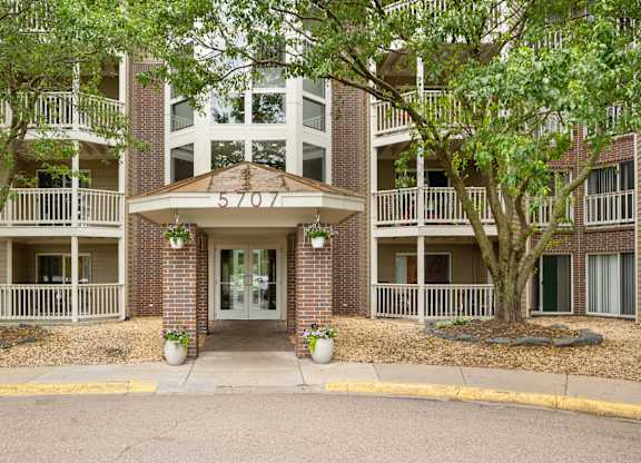 our apartments are located in the heart of the city at Cityscape, St Louis Park, MN, 55416