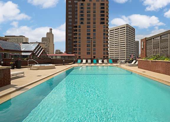 Galtier Towers Rooftop Pool at Galtier Towers Apartments, Minnesota