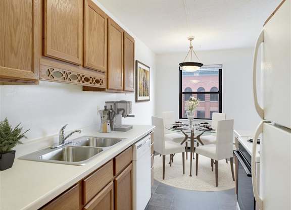 Mears Park Place Apartments in Saint Paul, MN Kitchen