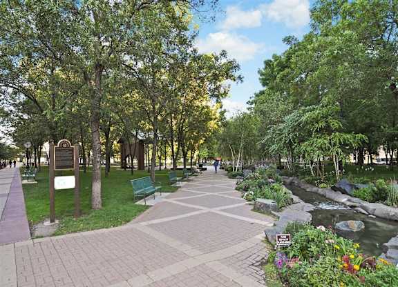 Mears Park Place Apartments in Saint Paul, MN Mears Park