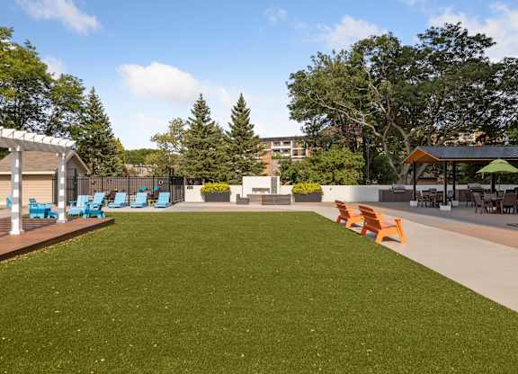 Outdoor Green Space at The Edina Towers, Edina, Minnesota