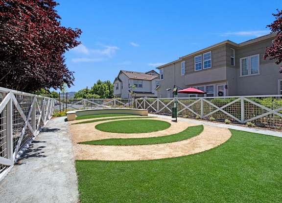 Saratoga Downs Dog Park