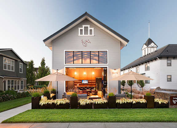 Exterior Clubhouse | Apartments For Rent In Napa CA | Saratoga Downs at Sheveland Ranch
