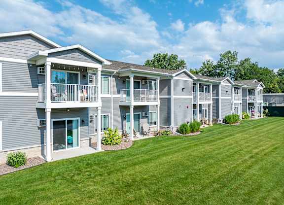 Riverbank Exterior Photo