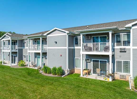 Riverbank Exterior Photo