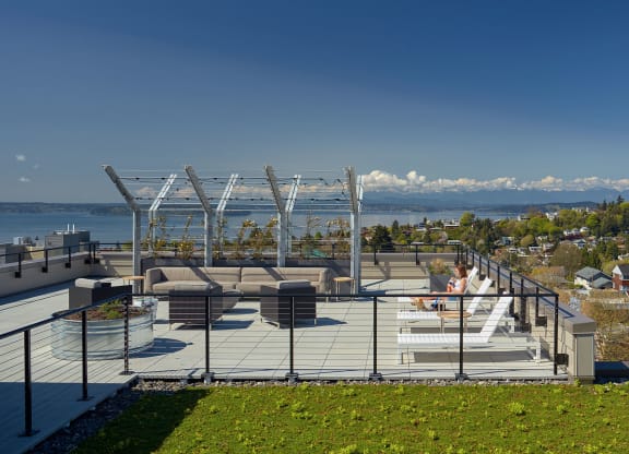 4730 California Apartments Level 8 Outdoor Lounge