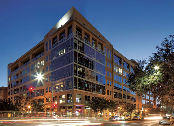 800J Lofts
