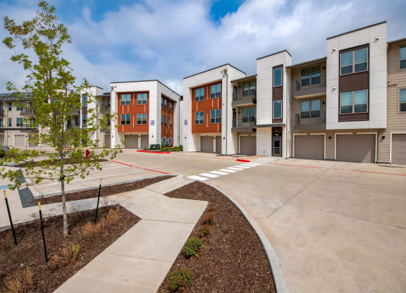 Corsair Apartments Exterior with Landscaping