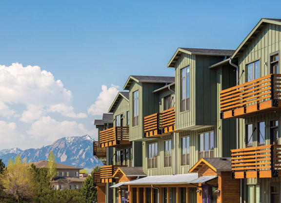 Gunbarrel Center Mountain Views and building exterior