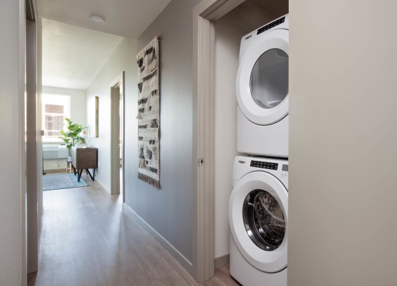 Tempo PDX Model Laundry Area