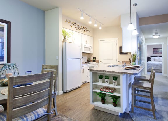 River House Apartments Spokane Valley, Washington Kitchen